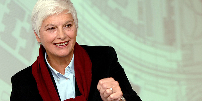 Zagreb, 131207.Studenski centar, predvorje kina, predstavljanje studije novog izgleda Studenskog centra, prezentacija arhitektice Hildegard auf Franic.Foto: Damir Krajac / Cropix