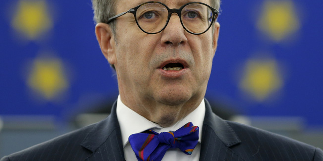 Estonia's President Toomas Hendrik Ilves addresses the European Parliament in Strasbourg, France, February 2, 2016. REUTERS/Vincent Kessler - RTX252ON