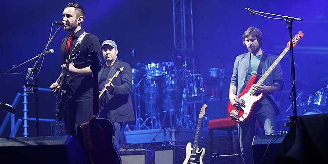 Zagreb, 140215.Dom sportova.Massimo povodom Valentinova odrzao koncert pod nazivom Jedan dan ljubavi. Pregrupa pjevacu bila je grupa Gretta, a tijekom nastupa na bini mu se pridruzio i poznati britanski gitarist David Rhodes.Na fotografiji: Gretta.Foto: Marko Todorov / CROPIX