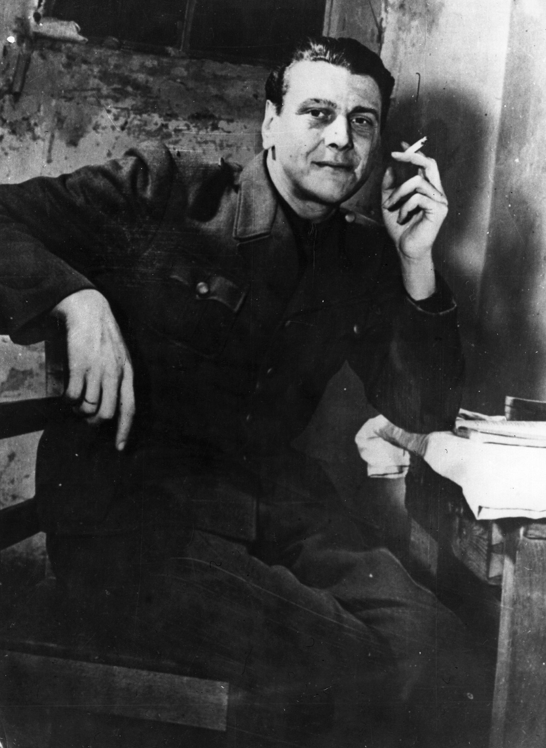 27th August 1948:  Nazi soldier Lieutenant Colonel Otto Skorzeny in a Nuremberg prison, from which he later escaped. He was held in the witness wing and was being quizzed about reports that General von Rundstedt had sent him to kill General Dwight D Eisenhower and other American officers in the Battle of the Bulge.  (Photo by Keystone/Getty Images)