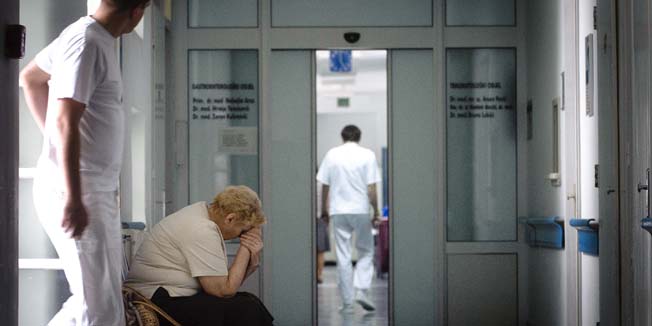 Split, 190913.KBC Split.Drugi dan strajka lijecnika i medicinskih sestara u KBC Split.Na fotografiji: hitni kirurski prijem.Foto: Tom Dubravec / CROPIX