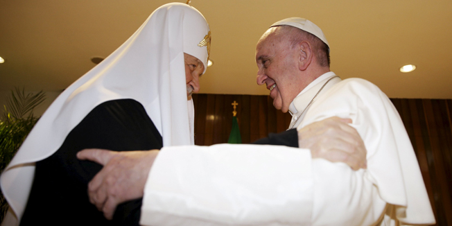 Russian Orthodox Patriarch Kirill (L) and Pope Francis embrace in Havana, February 12, 2016. REUTERS/Max Rossi  