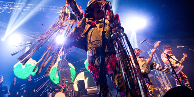 Zagreb, 120216.Trg Kresimira Cosica.Koncert rijeckog punk rock sastava Let 3 odrzava se prepunoj dvorani Doma sportova.Foto: Darko Tomas / CROPIX