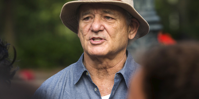 Actor Bill Murray takes part in a poetry reading and walk over the Brooklyn Bridge in New York June 8, 2015. REUTERS/Lucas Jackson  - RTX1FPPU