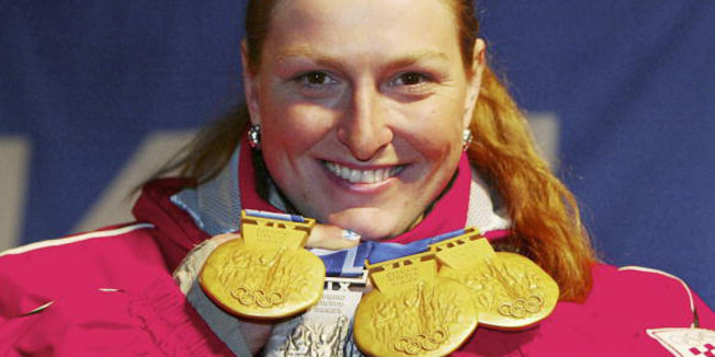 PARK CITY, UNITED STATES - FEBRUARY 22:  OLYMPISCHE WINTERSPIELE SALT LAKE CITY 2002, Park City; RIESENSLALOM/FRAUEN; Janica KOSTELIC/CRO - GOLD -  (Photo by Michael Kienzler/Bongarts/Getty Images)
