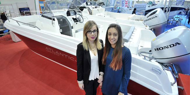 Zagreb, 170216.25. Zagrebacki sajam nautike koji se odrzava od 17. do 21. veljace na Zagrebackom velesajmu, a u sklopu kojeg izlagaci posjetiteljima predstavljaju veliku ponudu jahti, glisera, camaca, kajaka, gumenjaka, brodskih i vanbrodskih motora, opreme za ronjenje, jedrenje i druge sportove na vodi. Takodjer, svoje usluge su ponudile i mnogobrojne hrvatske marine, carter tvrtke, brodogradilista te agencije, klubovi, institucije i udruzenja vezana za nautiku i nauticki turizam.Foto: Boris Kovacev / CROPIX