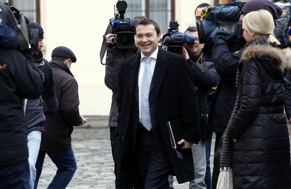 Zagreb, 171214.Trg svetog Marka. Dolazak ministara na sjednicu Vlade. Na fotografiji: ministar uprave Arsen Bauk. Foto: Damjan Tadic / CROPIX