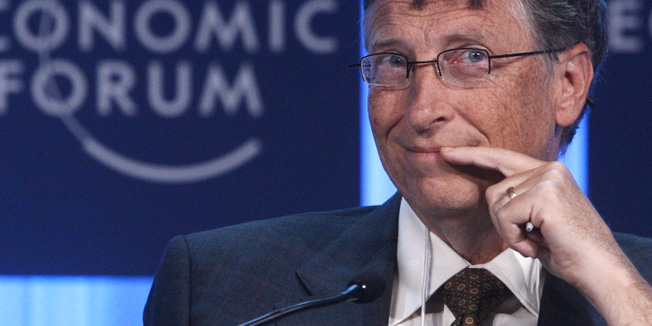 Microsoft founder Bill Gates attends a session at the World Economic Forum (WEF) in Davos, January 26, 2012.   REUTERS/Christian Hartmann (SWITZERLAND  - Tags: POLITICS BUSINESS)   - RTR2WVKY