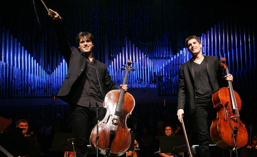 2Cellos