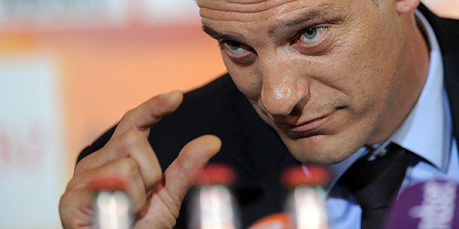 Zagreb, 100512.Restoran Zagrebacke pivovare u Ilici.Izbornik Hrvatske nogometne reprezentacije Slaven Bilic objavio popis igraca za pripreme koje pocinju za tjedan dana pred Euro 2012 u Poljskoj i Ukrajini.Na slici: Slaven Bilic.Foto: Drago Sopta / CROPIX