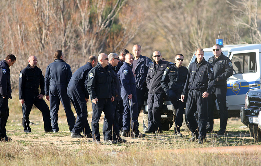 Zadar, 301111.Nastavak potrage za nestalom sedamnaestogodisnjom Antonijom Bilic na podrucju Bilisana kod Obrovca.Foto: Andrija Lucic / CROPIX