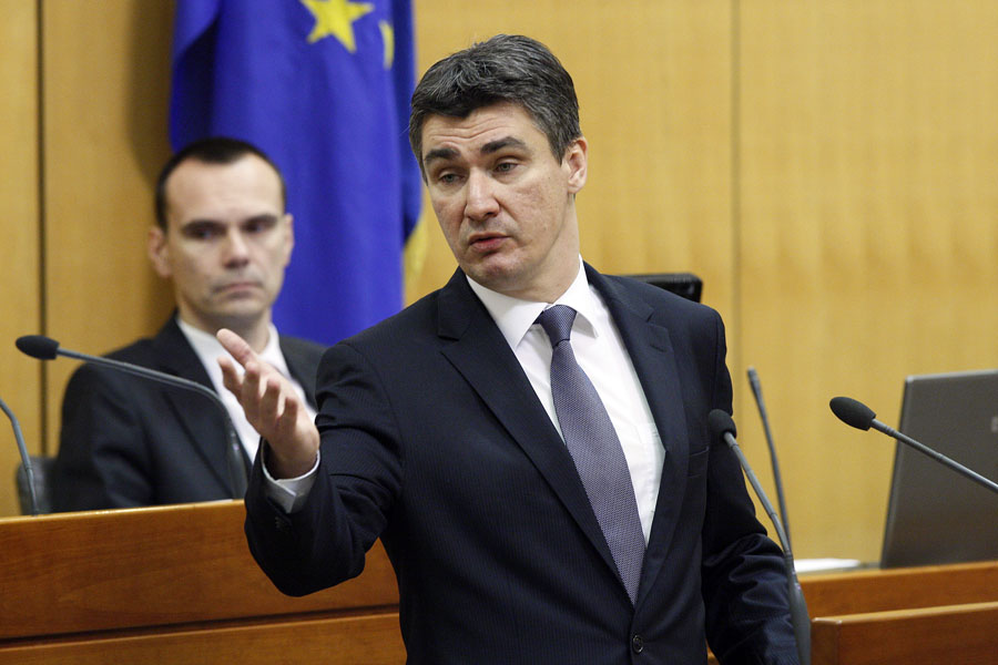 Zagreb, 231211.Hrvatski Sabor u nastavku izvanredne sjednice glasuje o povjerenju novoj Vladi Zorana Milanovica. Na slici: govor buduceg premijera Zorana Milanovica.Foto: Davor Pongracic / CROPIX