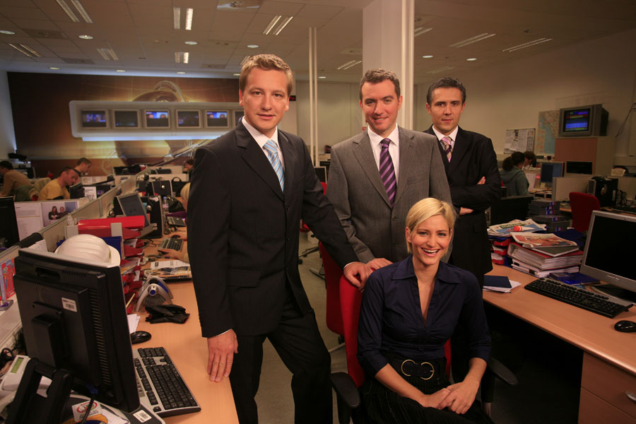 Zagreb, 301007.Rtl televizija,redakcija izbornog stozera. Na slici Tomislav Jelincic, Ana Brdaric, Ivan Lovrecek i Igor Bobic.Foto: Sasa Midzor Sucic / CROPIX-studio-
