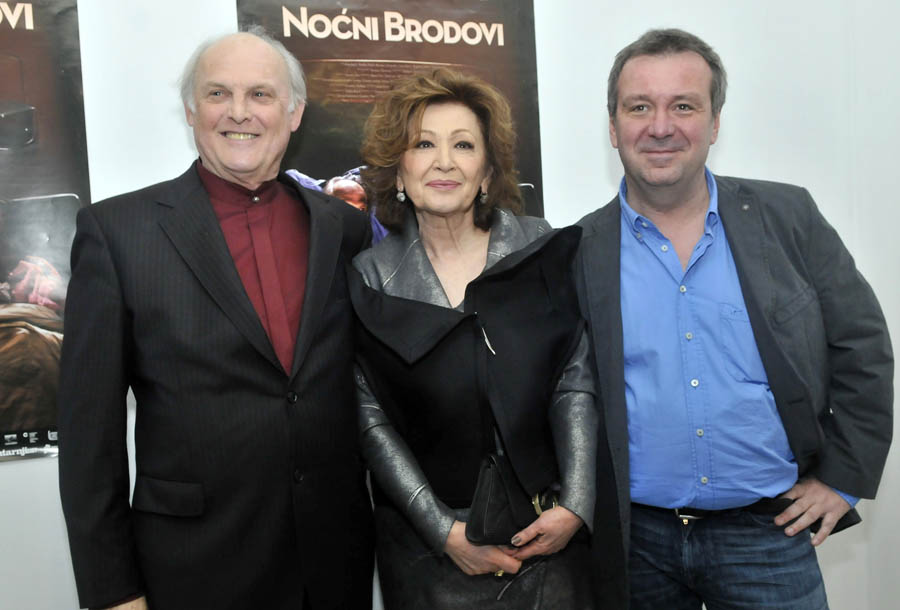 Zagreb, 120312.Kaptol centar, kino Movieplex.Premjera filma scenarista i rezisera Igora Mirkovica Nocni brodovi sa Anom Karic i Radkom Policem u glavnim ulogama.Na slici: glumci i reziser.Foto: Bruno Konjevic / CROPIX