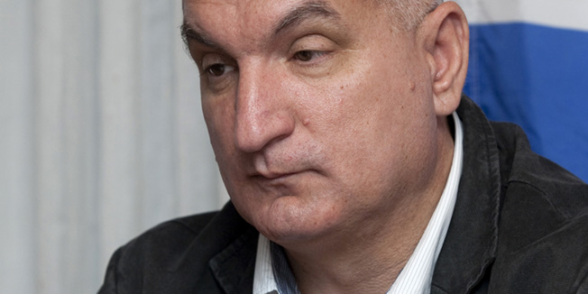 Sisak, 271109.Predsjednicki kandidat Dragan Primorac u Sisku u petak 27. studenog u hotelu Panonija. Clan predsjednistva Veljko Novak objavio potporu Draganu Primorcu.Na fotografiji Veljko Novak.Foto: Miroslav Kis / CROPIX