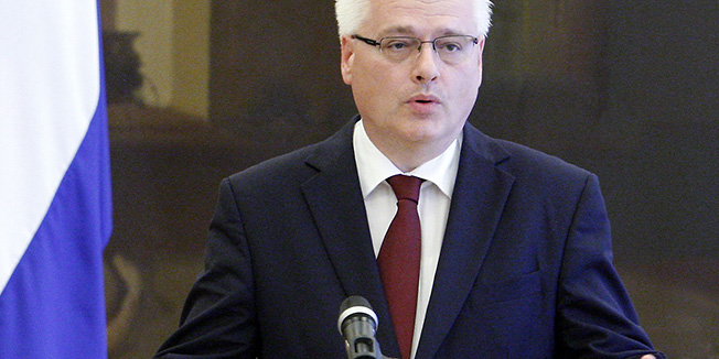 Zagreb, 220811.Ured Predsjednika.Predsjednik Ivo Josipovic primio je Angelu Merkel kancelarku SR Njemacke.Na slici: Ivo Josipovic i Angela Merkel.Foto: Davor Pongracic / CROPIX