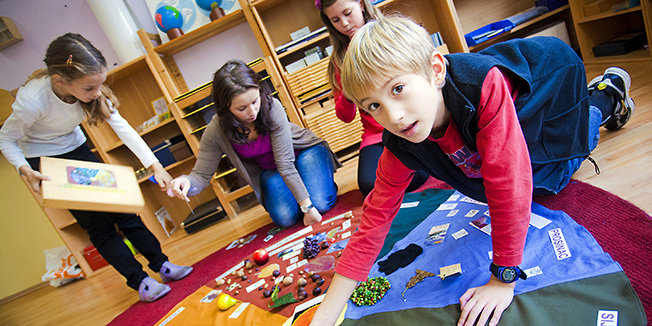 Zagreb, 071111.Ucenici osnovne skole Montessori.Foto: Neja Markicevic / CROPIX