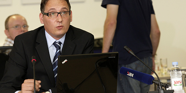 Zagreb, 270611.Prisavlje 3.Sjednica programskog vijeca i predstavljanje kandidata za novog predsjednika Uprave HRT-a. Predstavljeno je cetri kandidata jer je peti Mate Pavkovic odustao od kandidature.Na slici: Josip Popovac.Foto: Nenad Dugi / CROPIX