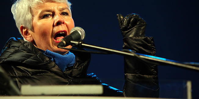 Slavonski Brod, 011211.Parlamentarni izbori 2011.Predposljednji dan predizborne kampanje HDZ je odrzao sredisnji predizborni skup za 5. izbornu jedinicu u Slavonskom Brodu. Pred oko 1000 clanova i simpatizera stranke iz cijele izborne jedinice govorila je i Jadranka Kosor koja je i nositeljica liste.Na slici: Jadranka Kosor.Foto: Danijel Soldo / CROPIX