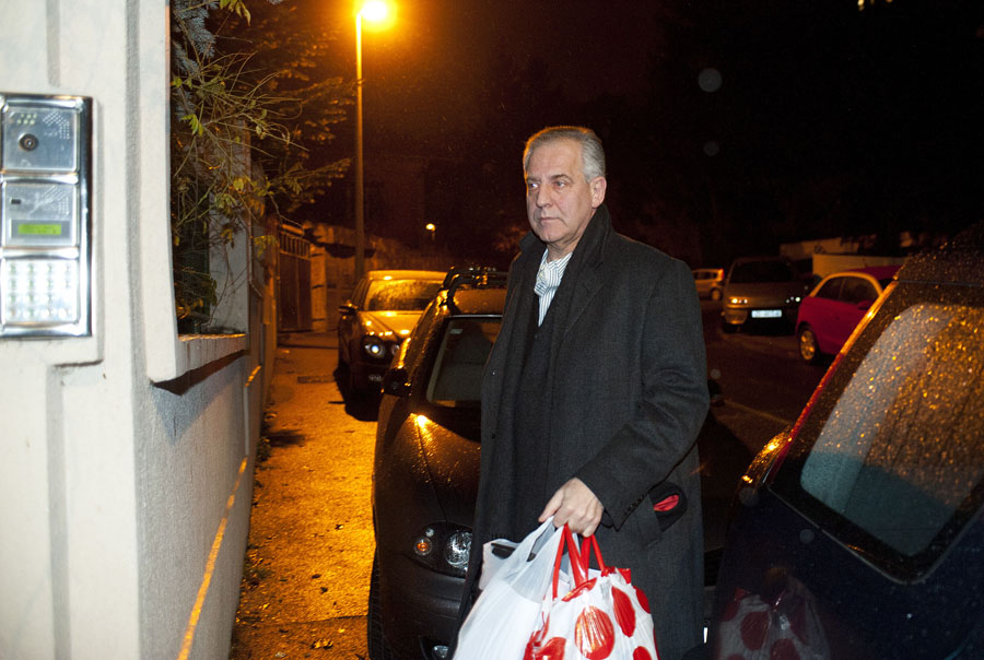 Zagreb, 191211.Kozarceva 21, Ivo sanader oko 17,20 sati vratio se kuci u Kozarcevoj ulici.Na slici: Ivo Sanader.Foto: Damir Krajac / CROPIX