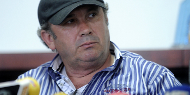 Split, 200611.Novinska konferencija koju je sazvao gradonacelnik Zeljko Kerum nakon sto ga je celnik splitskog HSP-a Hrvoje Tomasovic optuzio zbog navodnog pranja gradskog novca i malverzacija unutar gradskih resora.Na slici Zeljko Kerum.Foto: Paun Paunovic  / CROPIX