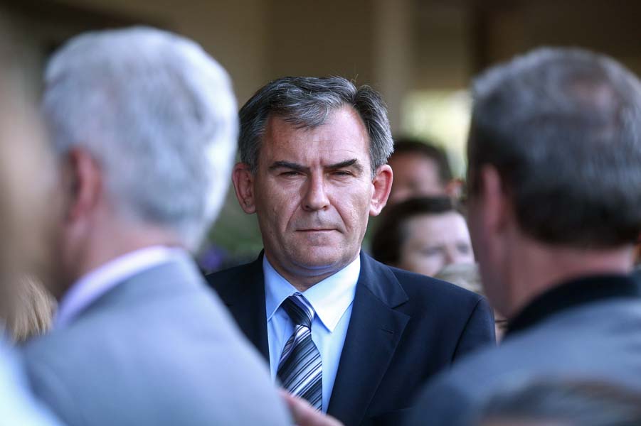 Sisak, 150711.Na gradskom groblju u Sisku danas je uz sve drzavne i vojne pocast pokopan general Djuro Brodarac koji je preminuo u srijedu u osijeckoj bolnici.Na slici: Tomislav Ivic.Foto: Neja Markicevic / CROPIX