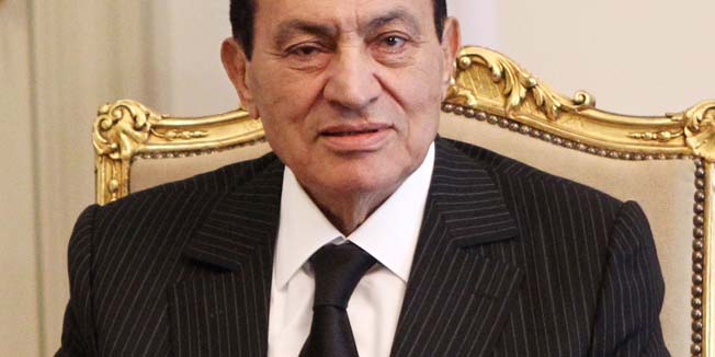 (FILES)--In this November 21, 2010 file photo, Egyptian President Hosni Mubarak is seen during his meeting with his Palestinian counterpart Mahmud Abbas (unseen) in Cairo.  Former Egyptian president Hosni Mubarak was hospitalised in the Red Sea resort of Sharm el-Sheikh on April 12, 2011, two days after he was summoned for questioning by prosecutors, security sources told AFP.  AFP PHOTO / KHALED DESOUKI