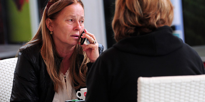 Zagreb, 111110.Poznatih je i danas bilo na zagrebackoj spici.Na slici: Nada Gacesic Livakovic na Cvjetnom trgu.Foto: Miso Lisanin / CROPIX