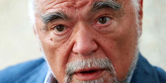 Vukova Gorica, 310811.Bivsi predsjednik republike Stjepan Mesic u posjeti Josipu Boljkovcu kako bi mu dao podrsku nakon optuzbi za ratne zlocine koji su pocinjeni od partizana u Drugom svjetskom ratu.Na fotografiji: Stjepan Mesic.Foto: Ronald Gorsic / CROPIX