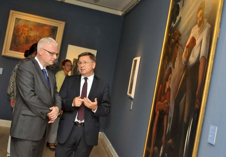 Zagreb, 060911.Klovicevi dvori, otvorenje izlozbe Strast i bunt - eksprresionizam u Hrvatskoj. Izlozbu je otvorio Predsjednik RH Ivo Josipovic.Foto: Bruno Konjevic / CROPIX