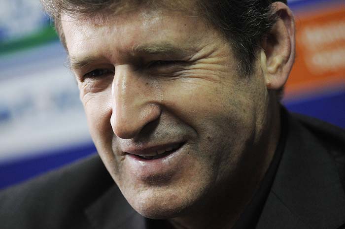Sarajevo, 060110.U prostorijama nogometnog saveza BiH danas je odrzana press konferencija na kojoj je prisustvovao novi izbornik reprezentacije BiH Safet Susic.Foto: Dado Ruvic / CROPIX