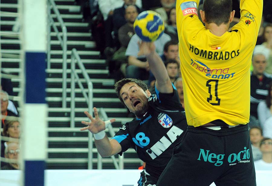 Zagreb, 161010.Arena Zagreb, rukomet, EHF, Champions League, susret HC Croatia Osiguranje i Renovalia Ciudad Real.Na slici: Zlatko Horvat.Foto: Damir Krajac / CROPIX
