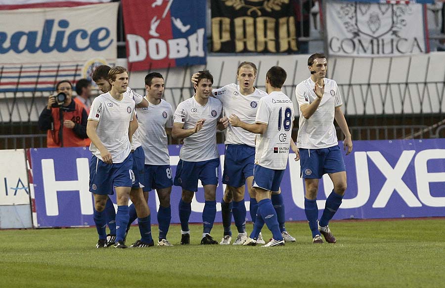 Split, 161010.Nogometna utakmica 11. kola prve HNL na Poljudu izmedju Hajduka i Slavena Belupo.Na fotografiji: slavlje nakon gola Ante Vukusica.Foto: Nikola Vilic / CROPIX