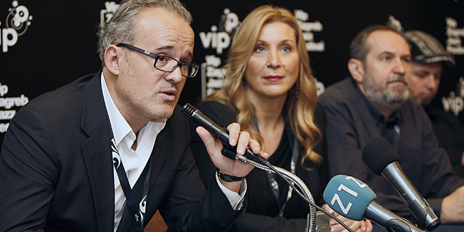 Zagreb, 181010.Hotel Astoria, Petrinjska 71.Konferencija za novinare na kojoj je predstavljen program 6. Vip Zagreb Jazz Festivala koji ce se odrzati u prostorima ZeKaeM-a od 10. do 14. studenog. Na slici: direktor festivala Drazen Kokanovic i Dubravka Jusic, voditeljica korporativnih komunikacija Vipnet-a.Foto: Nina Djurdjevic / CROPIX