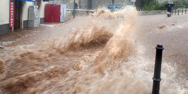 Dubrovnik, 221110.Dubrovnik je jutros pogodio strahoviti prolom oblaka, uzrokovavsi poplave, 