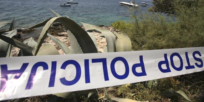 Hvar, 020809.Ocevid na plazi gdje je silovana drzavljanka Norveske.Foto: Damjan Tadic / CROPIX