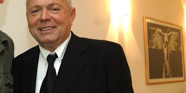 Zagreb, 050408.Narodni vez, emisija Narodnog radija proslavila obljetnicu, dvorana Globus na ZV. Voditelj emisije dr Drago Rubala (desno) i pjevac Drazen Popijac.Foto: Milivoj Keber / CROPIX