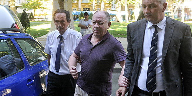 Zagreb, 090712.Na zagrebackom Zupanijskom sudu nastavilo se sudjenje Tomislavu Mercepu za ratni zlocin protiv civila. Mercep je prvi put na raspravu dosao sa slobode jer mu je izvanraspravno sudsko vijece ukinulo pritvor zbog njegovog loseg zdravstvenog stanja.Foto: Bruno Konjevic / CROPIX