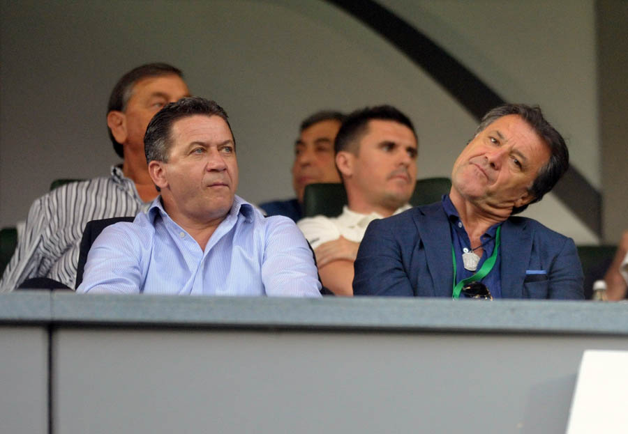 Razgrad, Bugarska, 180712. Utakmica drugog pretkola, lige prvaka izmedju Ludogorca i Dinama. Prva utakmica igrala se na gradskom stadionu u Razgradu koji prima 6000 gledatelja, dok se uzvratna igra u Maksimiru za tjedan dana.Na fotografiji: Vrbanovic i Mamic.Foto: Srdjan Vrancic / CROPIX