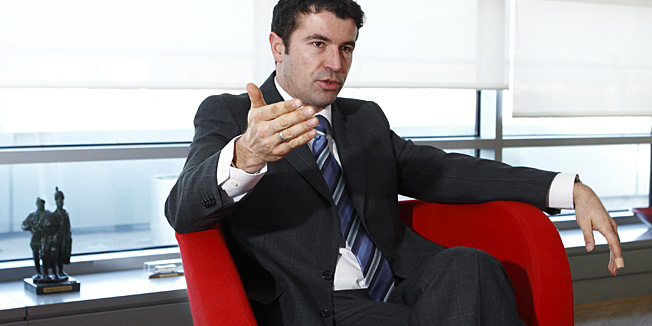 Zagreb, 251109.Miramarska.Zgrada Croatia Osiguranja.Predsjednik uprave Croatia osiguranja Hrvoje Vojkovic.Foto: Goran Mehkek / CROPIX