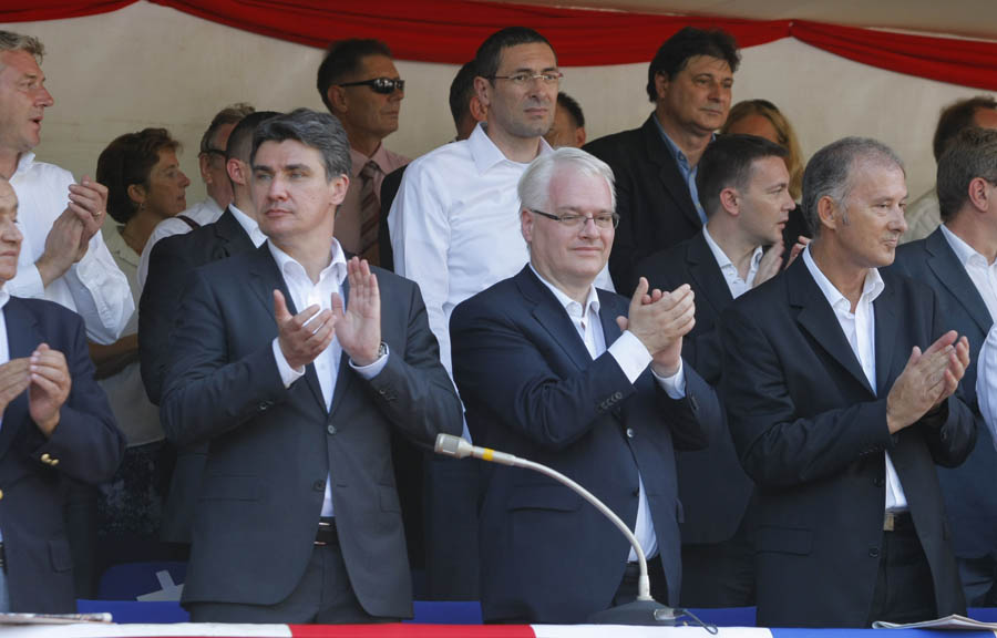 Sinj, 050812.Alkarsko trkaliste u Sinju.Vitesko natjecanje 297. Sinjska Alka u kojem se za slavodobitnika natjece 16 kopljanika.Na fotografiji: Zoran Milanovic i Ivo Josipovic.Foto: Duje Klaric / CROPIX