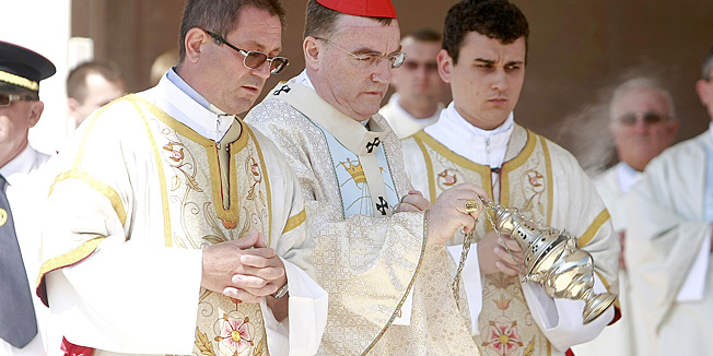 Marija Bistrica, 150812.Svetiste Majke Bozje, Marija Bistrica .Svecana misa povodom proslave velikog krscanskog blagadana Velike Gospe. Svecanost predvodi kardinal Josip Bozanic.Na fotografiji: Kardinal Josip Bozanic.Foto: Ronald Gorsic / CROPIX