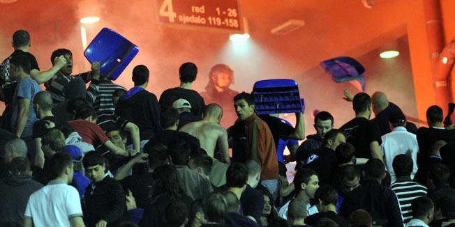 Zagreb, 010510.Stadion Maksimir, 28. kolo, 1. HNL T-com, seniori, susret NK Dinamo i NK Hajduk.Na slici: neredi BBB.Foto: Damir Krajac / CROPIX