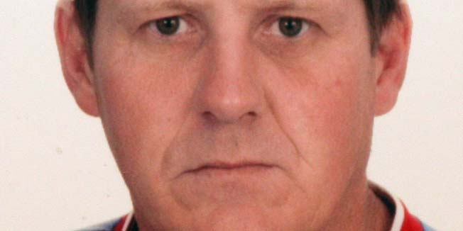 Vukovar, 100111.Obitelj Tihomira Purde koji je prije 5 dana uhicen u na granicnom prijelazu Zupanja-Orasje prema tjeralici Interpola Srbije na kojoj, kako se moglo doznati, nije opisano za sto se Purdu sumnjici, ali se spominje ratni zlocin protiv ranjenika i bolesnika. Tihomir Purda, danas 41-godisnjak, sudjelovao je u obrani Vukovara u jesen '91. u vukovarskoj cetvrti Borovo naselje, nakon pada vukovara odveden u logore u Srbiji. Na fotografiji Tihomir Purda.Foto: Damir Glibusic / CROPIX