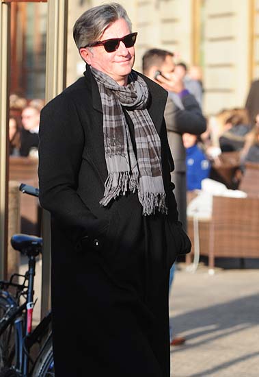 Zagreb, 170111Spica je opet ozivjela poznatim licima.Na slici:Dubravko Merlic na Cvjetnom trguFoto: Miso Lisanin / CROPIX