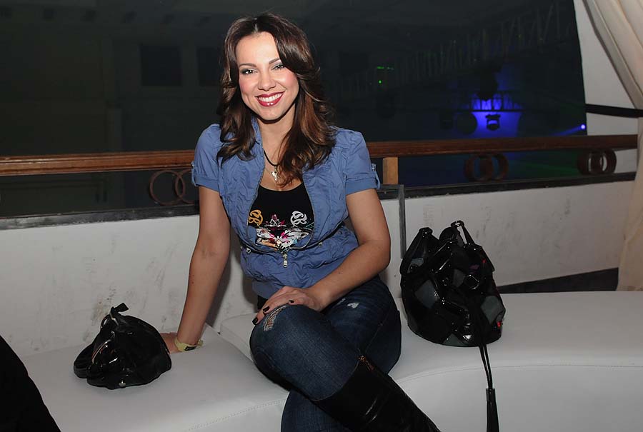 Zagreb,190211.Zagrebacki velesajam, Kineski paviljon, United electronic sound. Na fotografiji Zana Mari Lalic.Foto: Admir Buljubasic / CROPIX