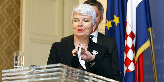 Zagreb, 190411.Markov Trg.Banski dvori.Press konferencija predsjednice Vlade Republike Hrvatske Jadranke Kosor. Foto: Goran Mehkek / Cropix