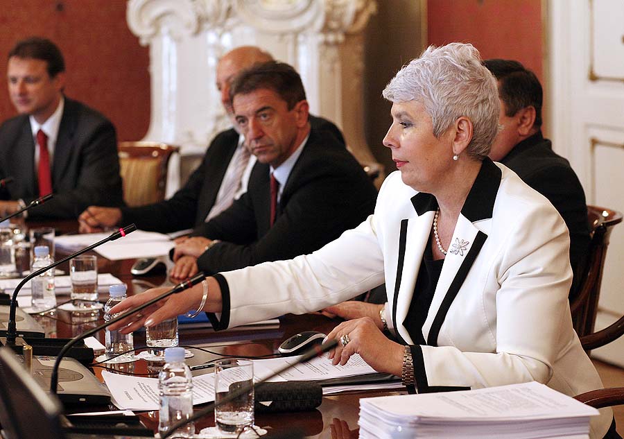 Zagreb, 280411.Hrvatska Vlada, Banski dvori.Redovna sjednica Hrvatske Vlade.Na fotografiji: Premjerka Jadranka Kosor.Foto: Damjan Tadic / CROPIX