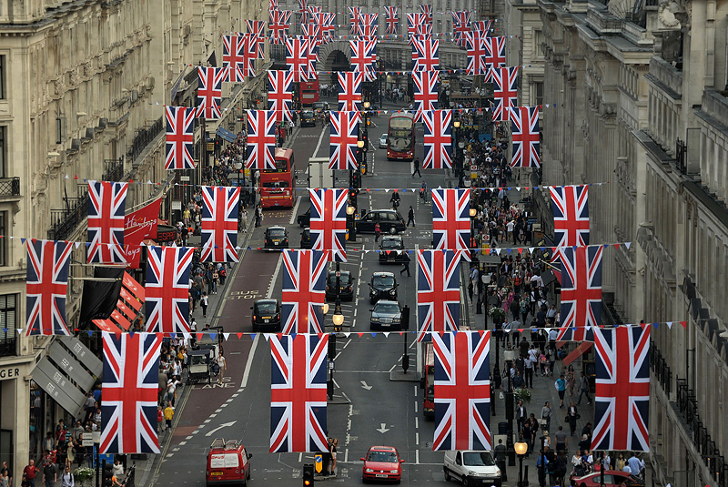 British Union Jack flags are pictured on London's Regent Street on April 20, 2011, in preparation for the royal wedding between Britain's Prince William and his fiancee Kate Middleton at Westminister Abbey on April 29, 2011. AFP PHOTO/BEN STANSALL
