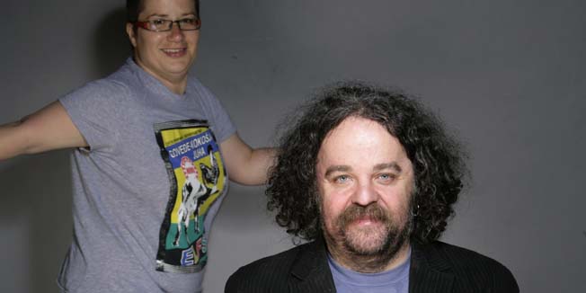 Zagreb, 050511.Merita Arslani i Miljenko Jergovic povodom izlaska Meritine knjige Andjeli ce samo zaspati.Foto: Berislava Picek / CROPIX